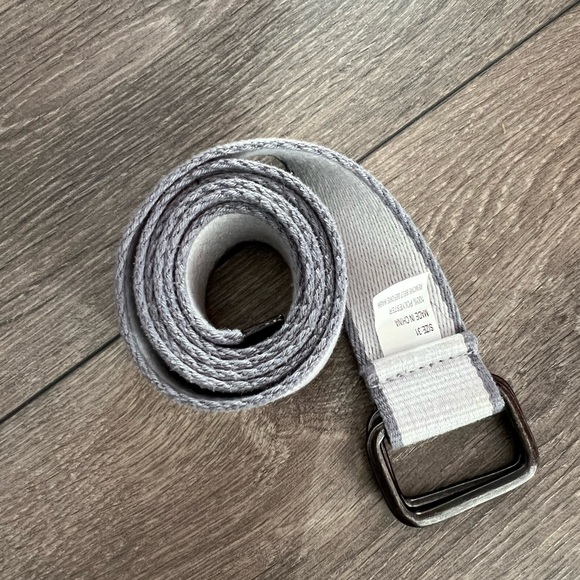 Calvin Klein White and Gray Belt - Picture 2 of 3